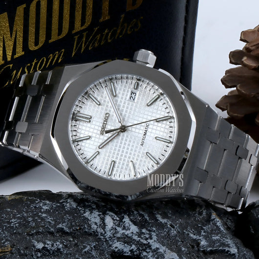 Royal Seikoak | White